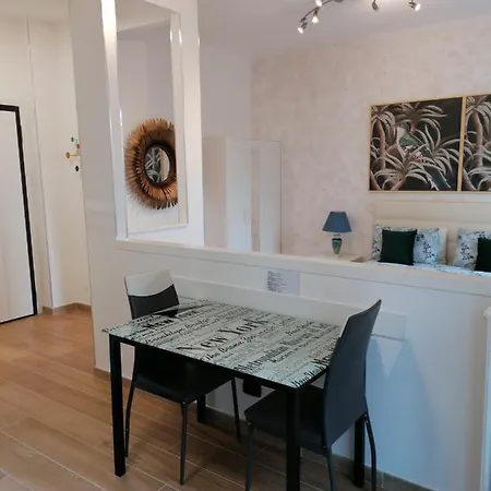 Bed & Breakfast In Riva Al