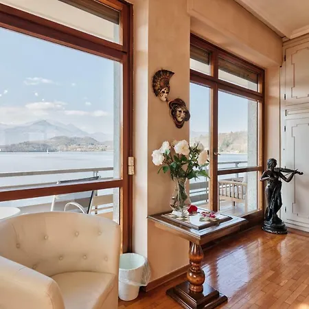 Couette-café In Riva Al