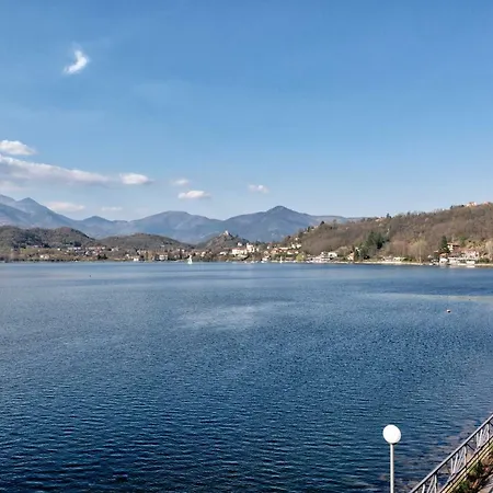In Riva Al