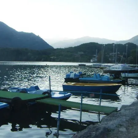 In Riva Al Couette-café Avigliana