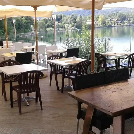 In Riva Al Couette-café Avigliana